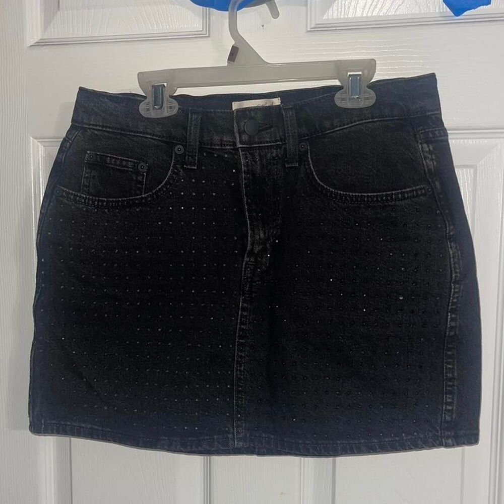 Universal Threads Women's Rhinestone Black Skirt Size 4